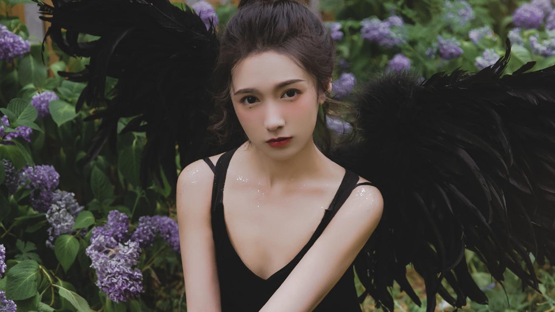 开云官网-英格拉姆绅士横扫尼克斯！中距离艺术，让悬念三节打卡下班