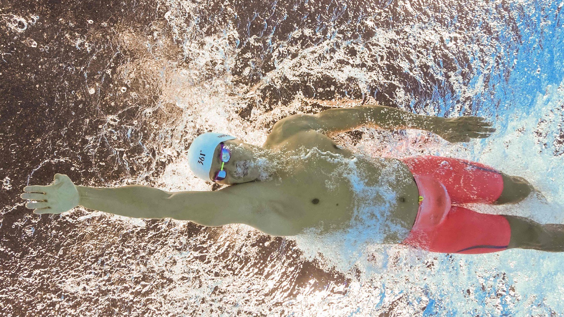 哈利伯顿一战封神轰生涯新高，森林狼铁血防守碾碎尼克斯！东区新王与西区黑马的隔空对话